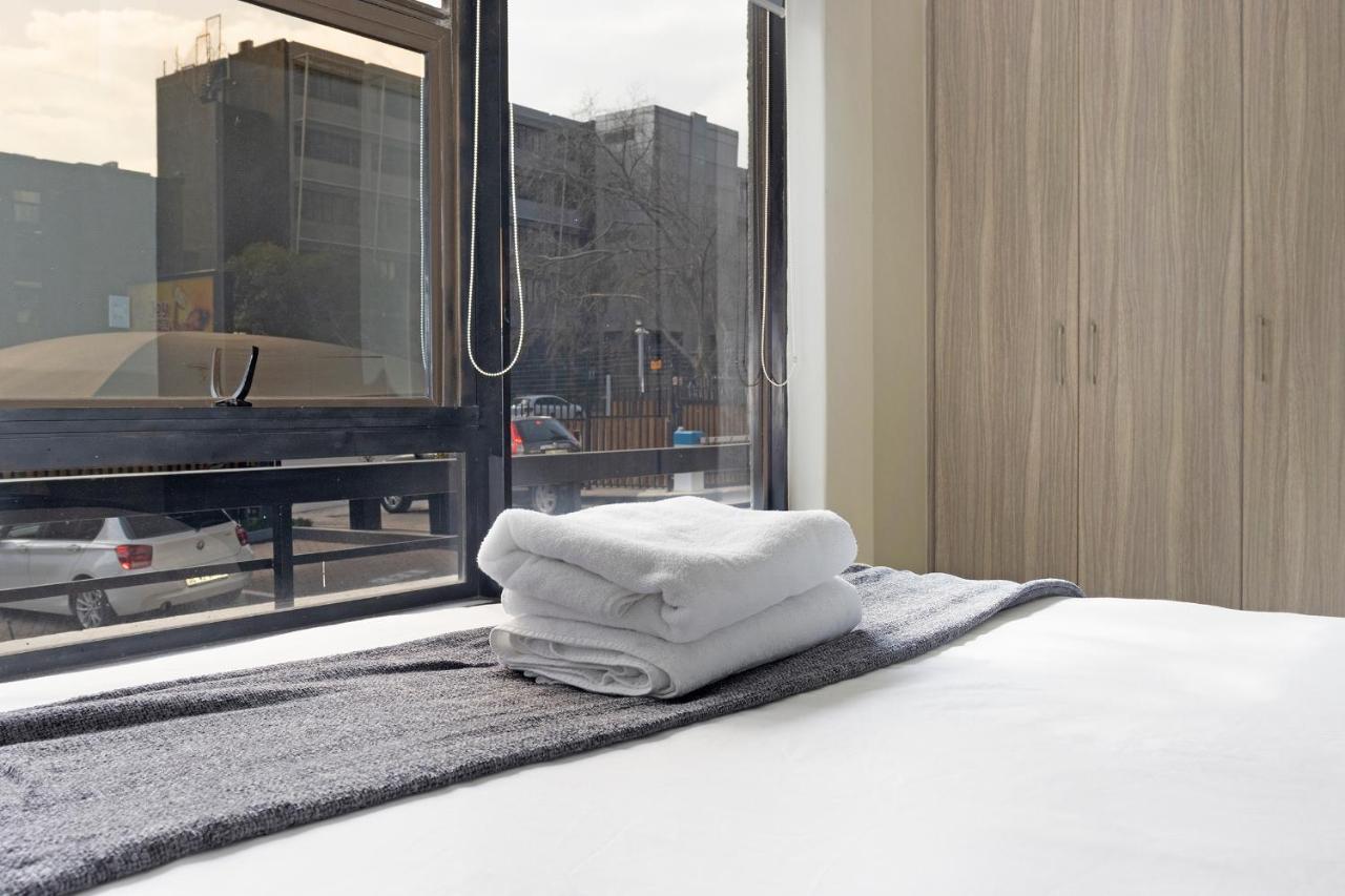 Urban Oasis Apartments At The Bolton Johannesbourg Extérieur photo